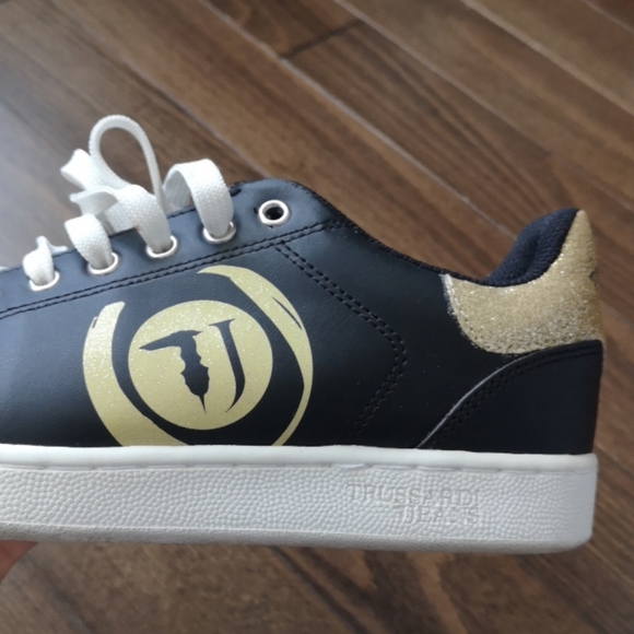 Trussardi faux leather sneakers with glittery logo - Picture 7 of 15